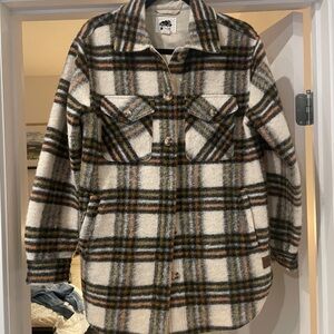 Roots Multicolor Plaid Jacket
Size medium - like new! Wool blend